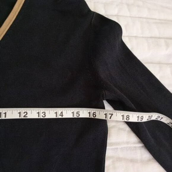 Set Gray Puff Sleeve Sweater & Ann Taylor LOFT Black Silk Cardigan Womens - Picture 14 of 16